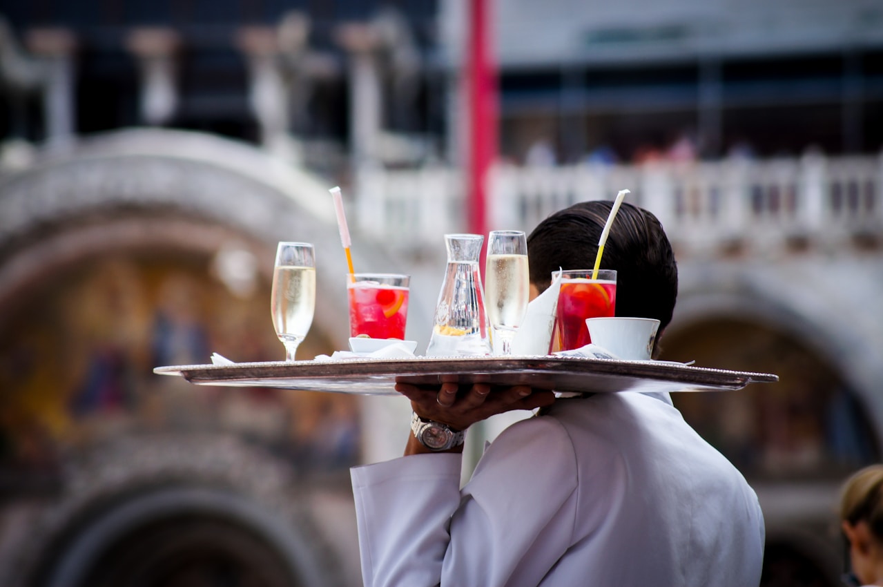 service drink