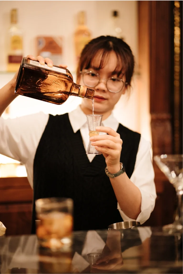 F&B Service