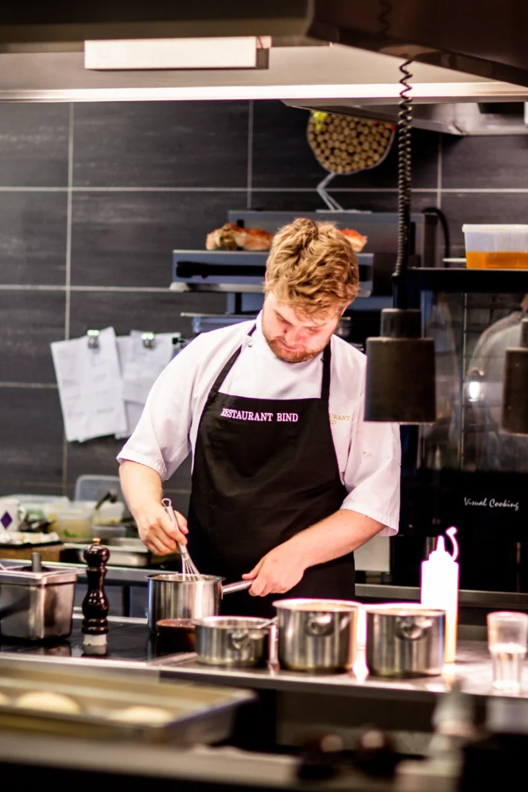 Kitchen Intern